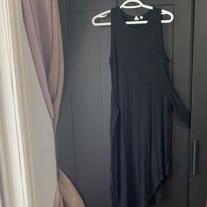 GAP Classic Black Top